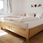 Haus Mali