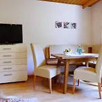 Haus Mali