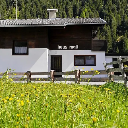 Apartment Haus Mali